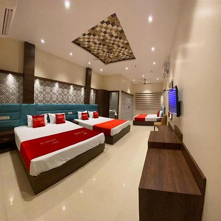 Hotel Blossom Inn อัมริตสา ภายนอก รูปภาพ