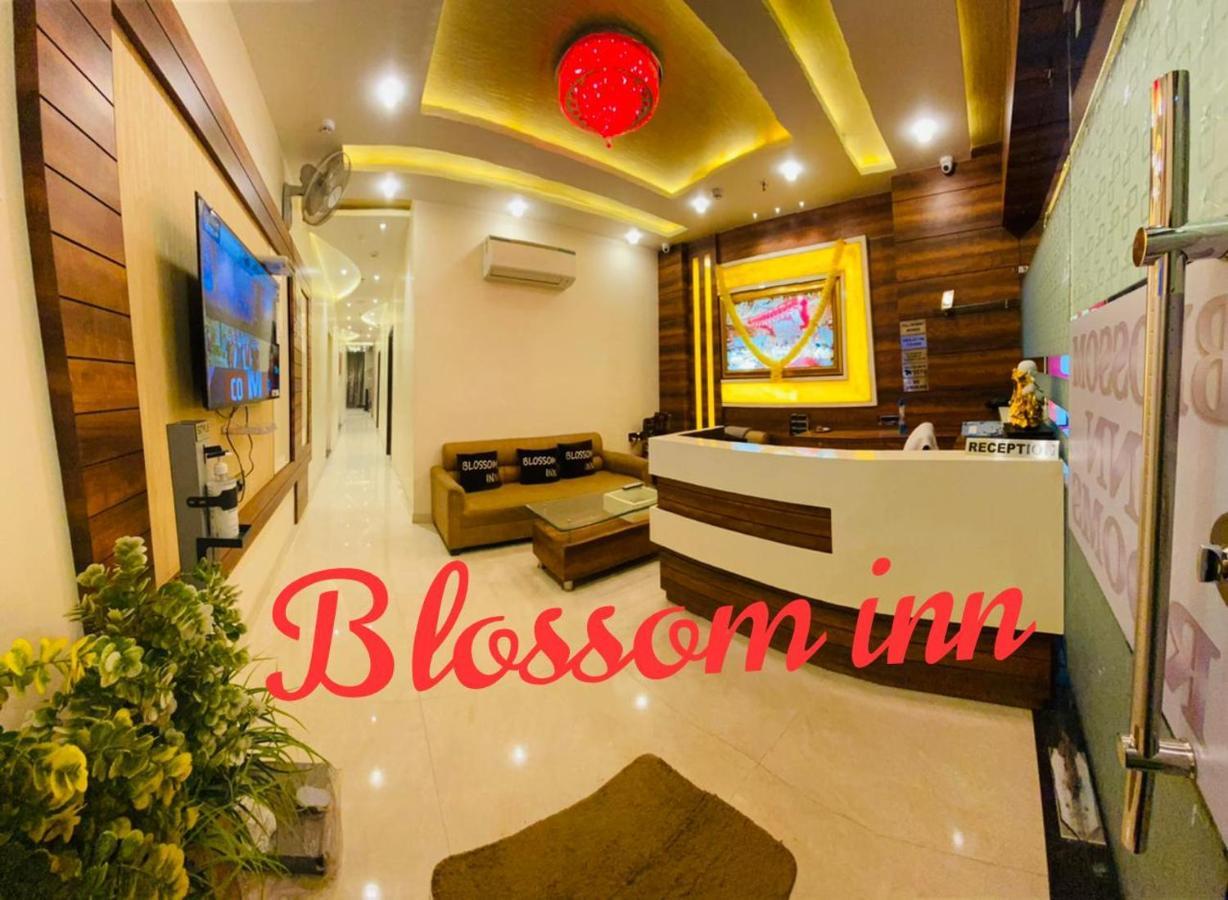 Hotel Blossom Inn อัมริตสา ภายนอก รูปภาพ
